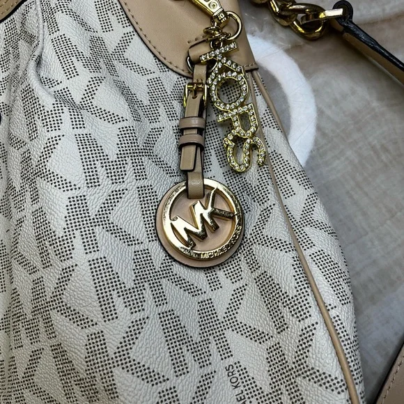 Michael Kors purse - Picture 3 of 7